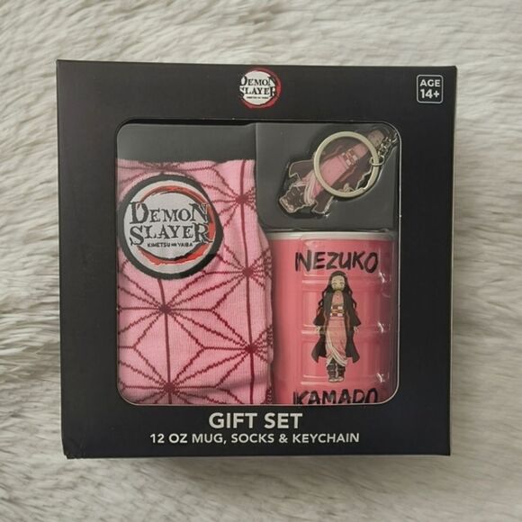 Demon Slayer Nezuko Bundle - Picture 2 of 3